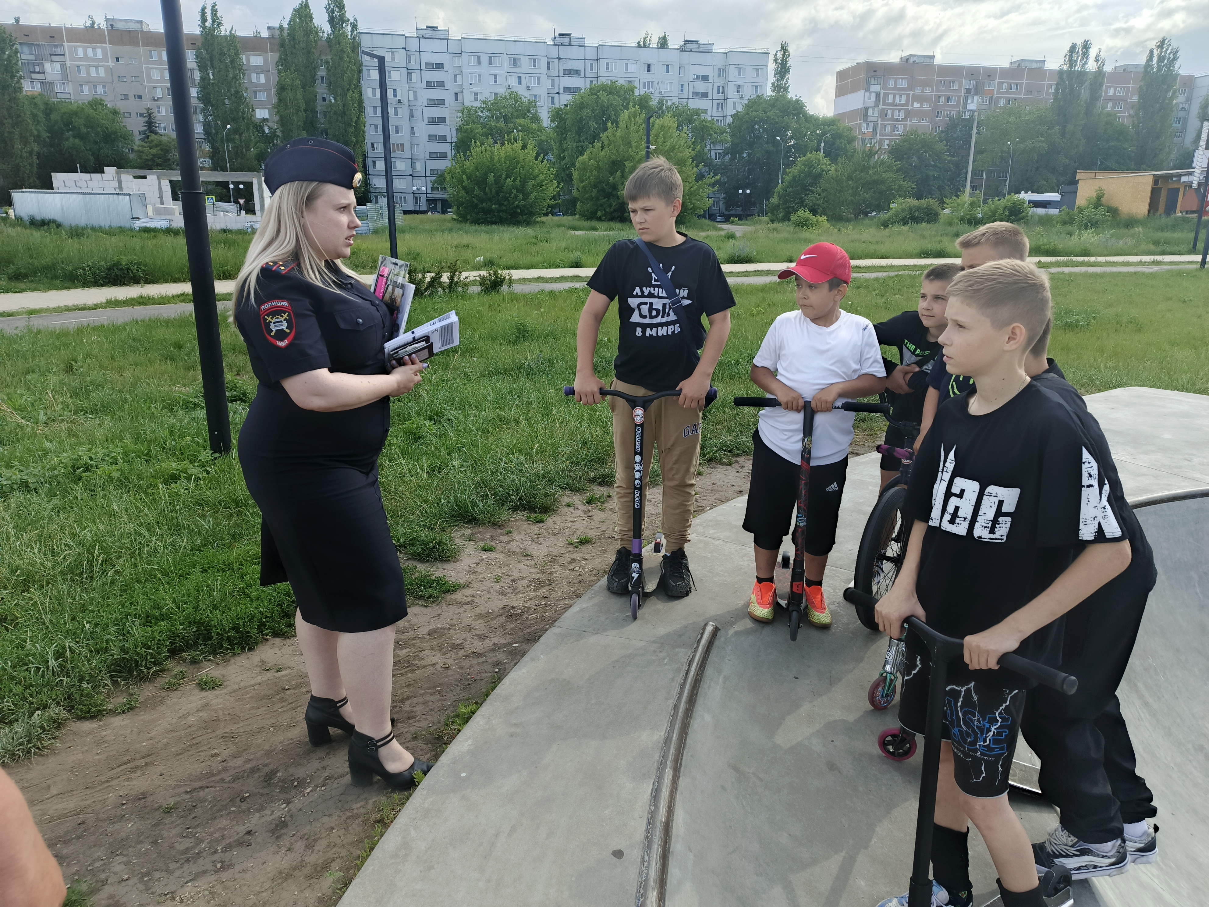Беседы в парке Тёплый берег.